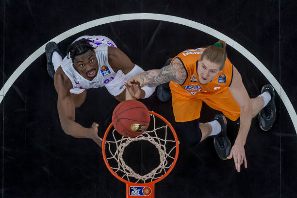 乐部对球员 乐部对球员